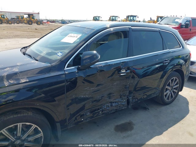 2017 AUDI Q7 WA1VAAF77HD025652 Photo 5