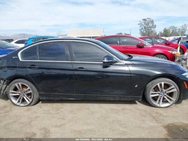 WBA8E1C55JA758782 BMW 330e