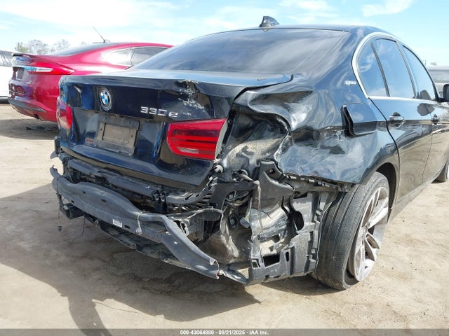 WBA8E1C55JA758782 BMW 330e