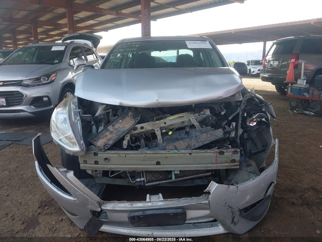 43064905 :رقم المزاد ، 3N1CN7AP7FL829018 vin ، 2015 Nissan Versa 1.6 S+ مزاد بيع