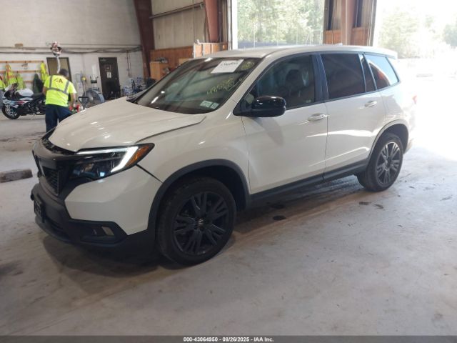 2021 HONDA PASSPORT 5FNYF8H26MB021271 Photo 1