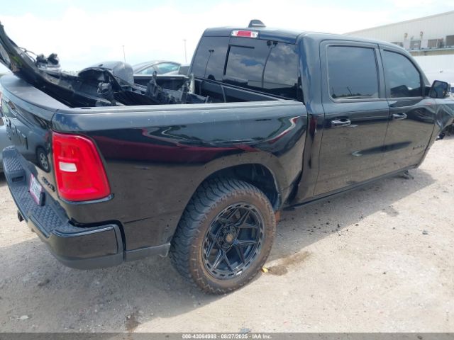 2025 RAM 1500 1C6SRFJP8SN560665 Photo 3