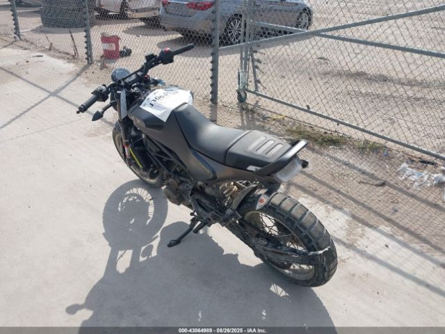 2023 HUSQVARNA VITPILEN 401/SVARTPILEN 401 MD2JUJ40XPC219964 Photo 2