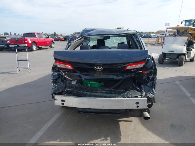 4T1BF1FK0EU783306 Toyota CAMRY SE
