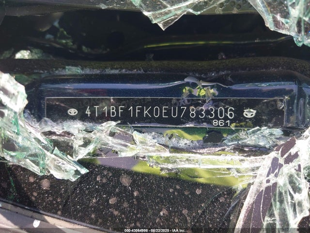 4T1BF1FK0EU783306 Toyota CAMRY SE