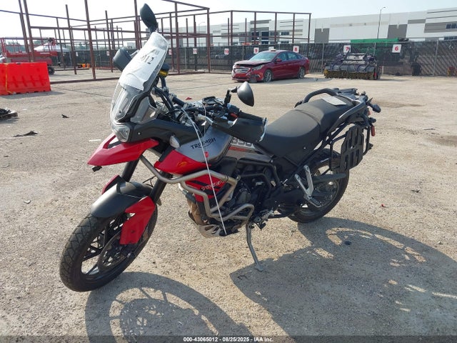 Triumph Motorcycle Tiger 2022 SMTE68DG9NTBA6432 Image 2