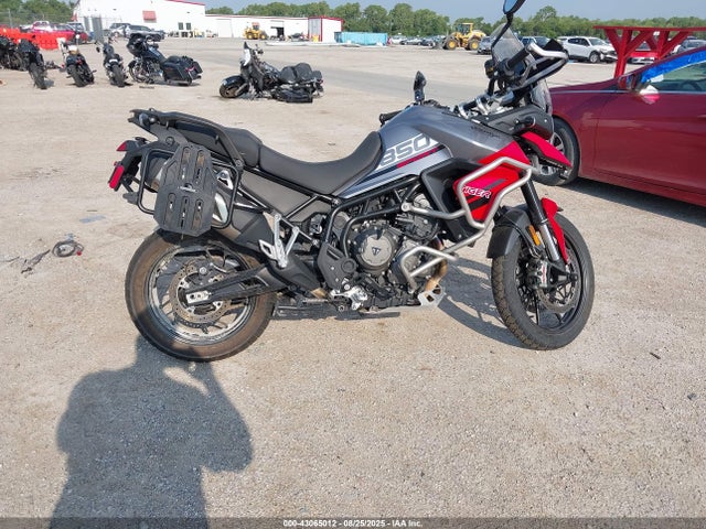 Triumph Motorcycle Tiger 2022 SMTE68DG9NTBA6432 Image 12