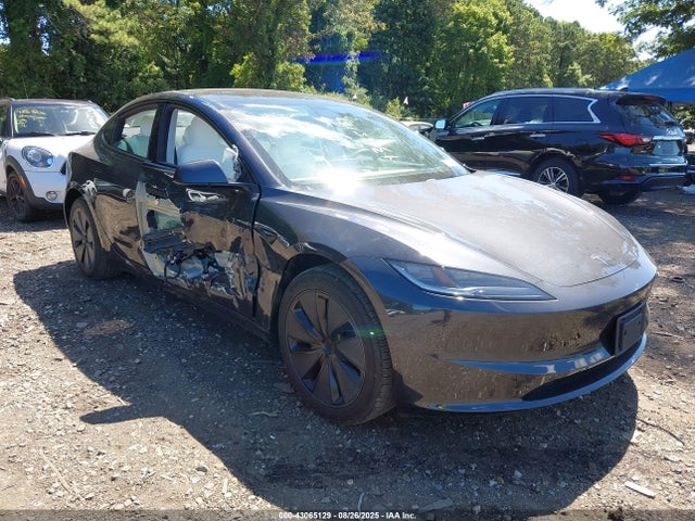 2025 TESLA MODEL 3 5YJ3E1EA2SF999764 Photo 0