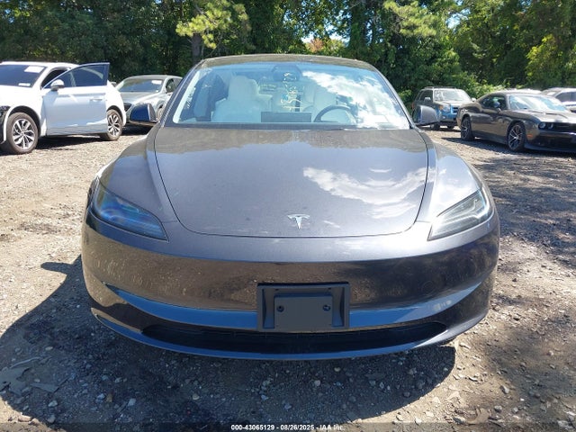 5YJ3E1EA2SF999764 Tesla MODEL 3