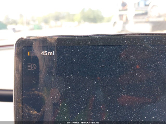 5YJ3E1EA2SF999764 Tesla MODEL 3