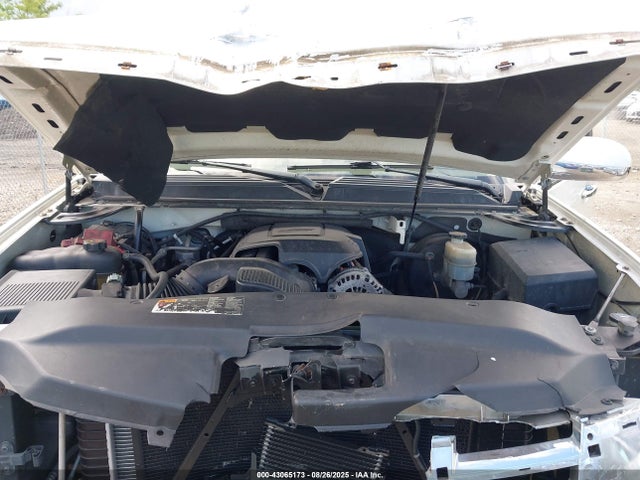 2011 CADILLAC ESCALADE 1GYS3AEF2BR305494 Photo 9