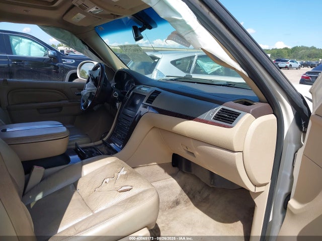 2011 CADILLAC ESCALADE 1GYS3AEF2BR305494 Photo 4