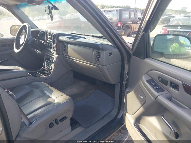 2002 CADILLAC ESCALADE EXT 3GYEK63N42G346202 Photo 4
