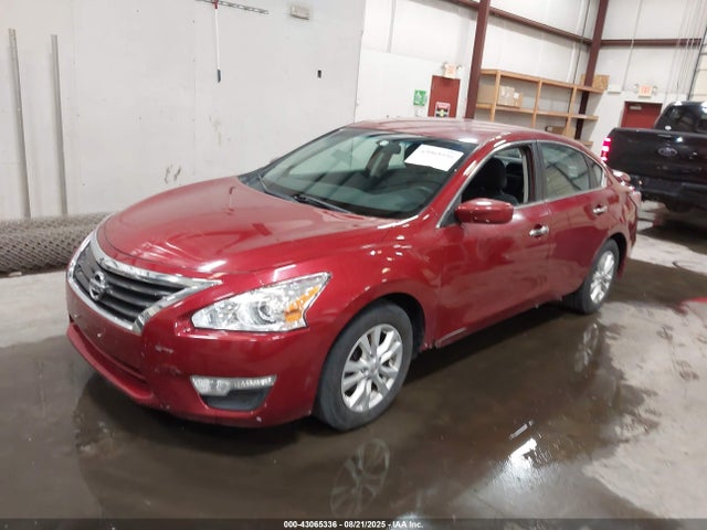 Nissan Altima 2015 1N4AL3AP6FC110413 Image 2