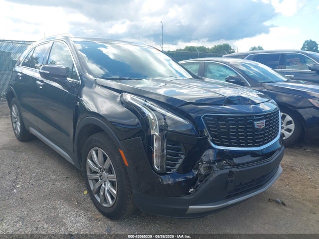 2022 CADILLAC XT4 1GYFZDR48NF140678 Photo 0