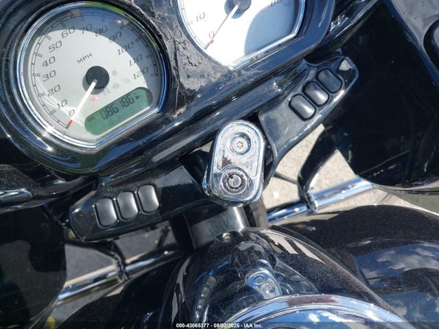 1HD1KTM19GB643401 Harley-Davidson Road Glide Special