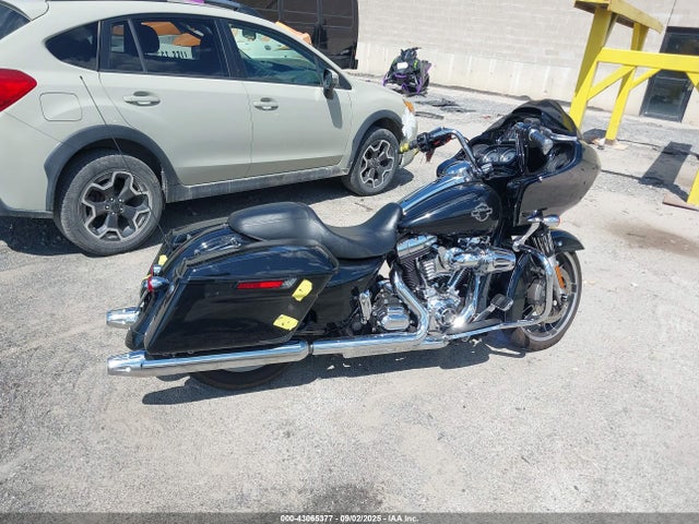 1HD1KTM19GB643401 Harley-Davidson Road Glide Special