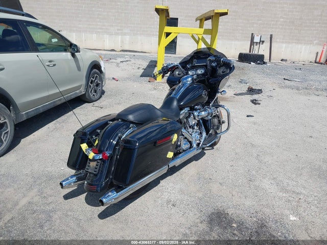 1HD1KTM19GB643401 Harley-Davidson Road Glide Special