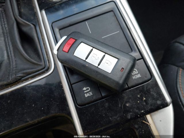 2019 MITSUBISHI ECLIPSE CROSS JA4AT5AA4KZ001905 Photo 10