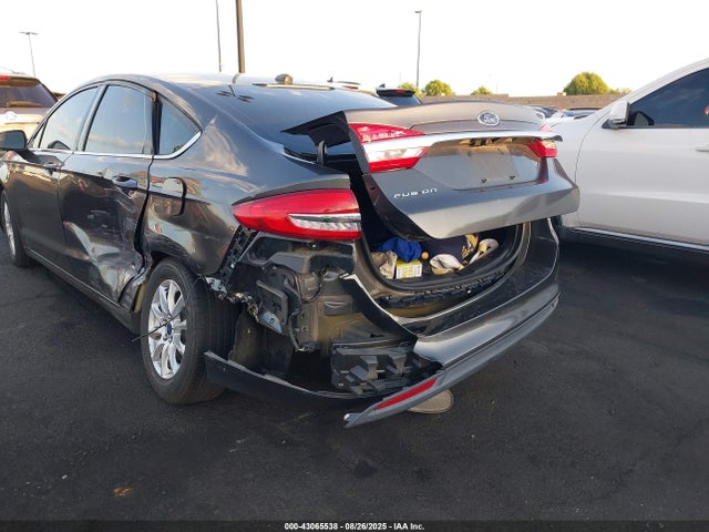 Ford 2017 2017 3FA6P0G73HR284718 Image 3