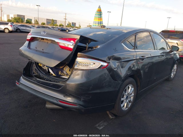 Ford 2017 2017 3FA6P0G73HR284718 Image 4