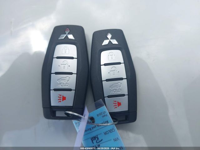 2025 MITSUBISHI OUTLANDER JA4J4VA86SZ024807 Photo 10