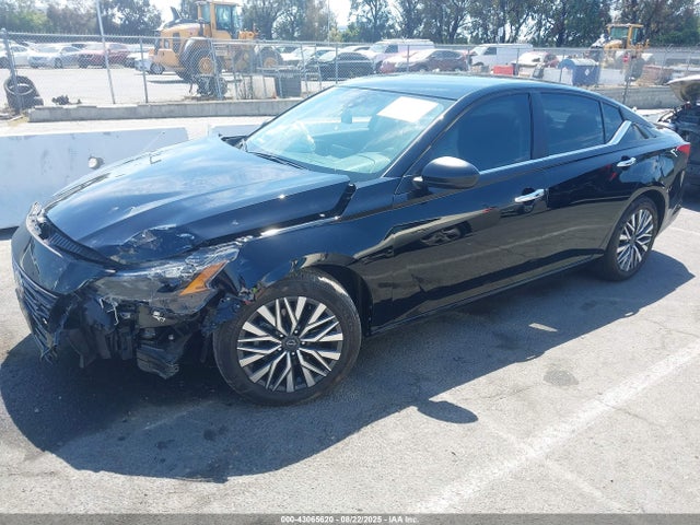 Nissan 2024 2024 1N4BL4DV6RN339090 Image 2