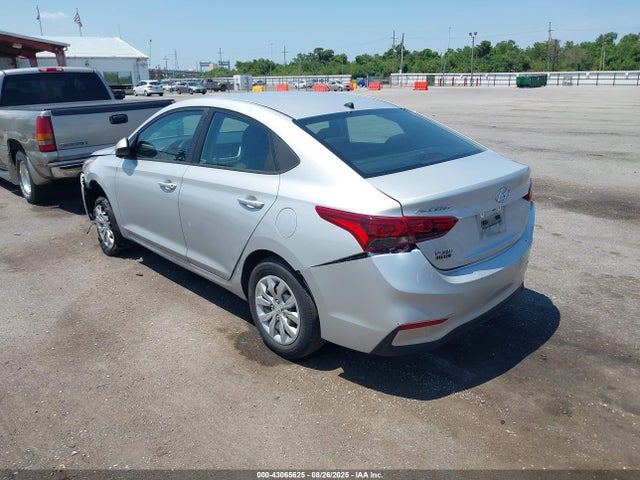 Hyundai ACCENT SE 2022 3KPC24A60NE176482 Image 3