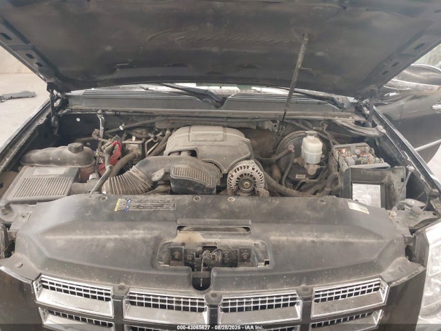 2010 CADILLAC ESCALADE ESV 1GYUKJEF4AR216780 Photo 9