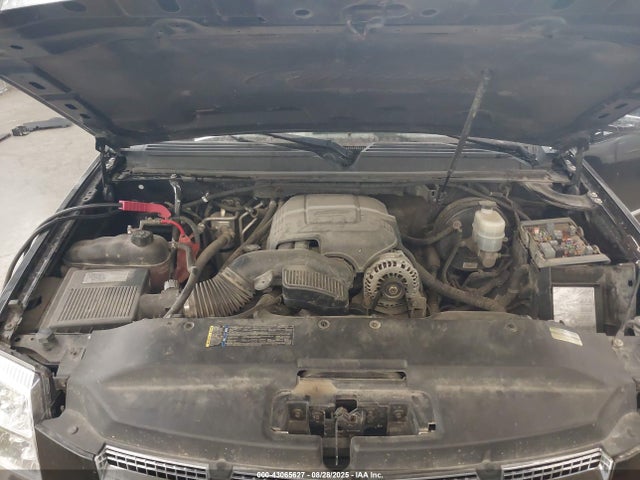 2010 CADILLAC ESCALADE ESV 1GYUKJEF4AR216780 Photo 5