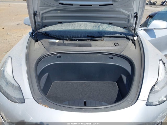Tesla 2018 2018 5YJ3E1EB1JF065277 Image 10