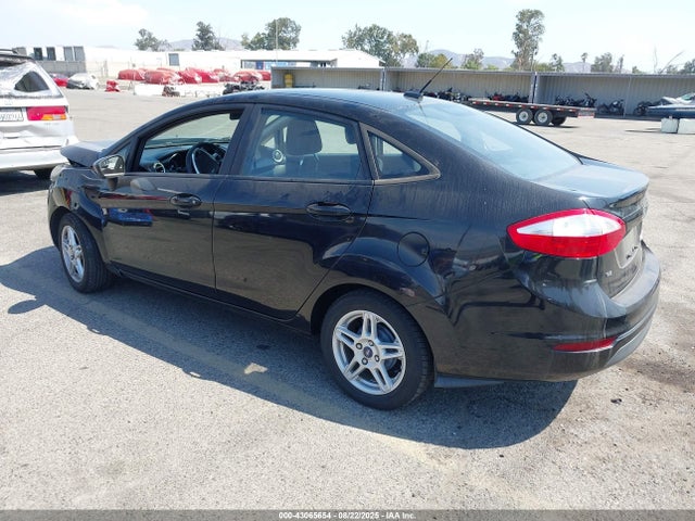 Ford 1.6l ti-vct 2018 3FADP4BJ4JM135125 Image 3
