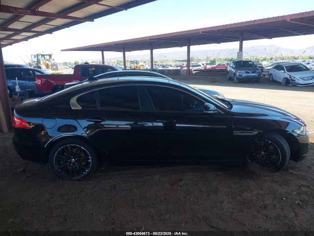 Jaguar s/c lev3 sulev30 2017 SAJAD4BV9HA964676 Image 13