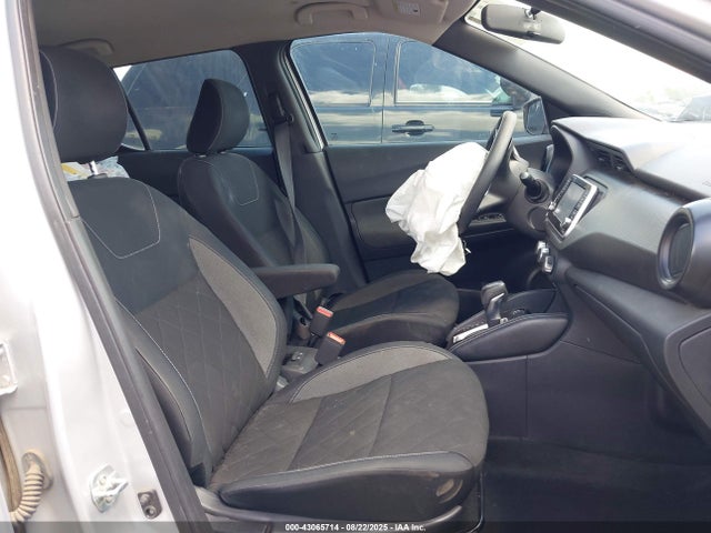 3N1CP5CU2JL523001 Nissan Kicks