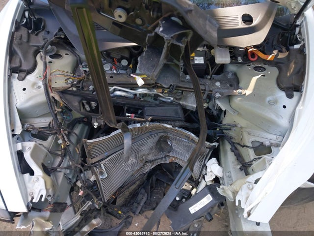 2018 TESLA MODEL 3 5YJ3E1EB8JF067799 Photo 9