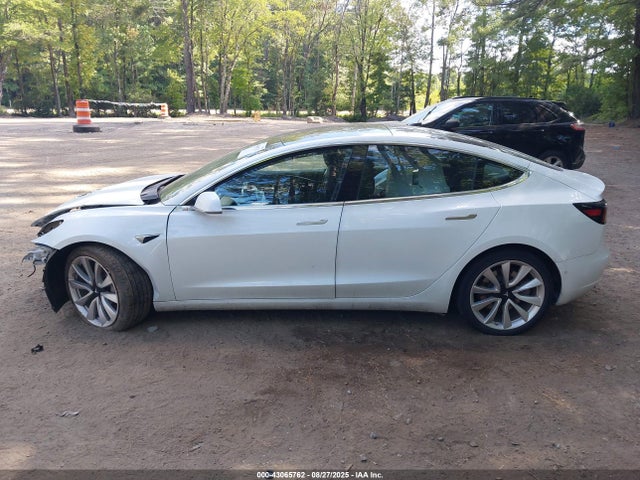 Tesla MODEL 3 2018 5YJ3E1EB8JF067799 Image 13