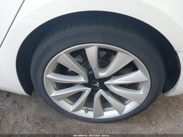 Tesla MODEL 3 2018 5YJ3E1EB8JF067799 Image 18