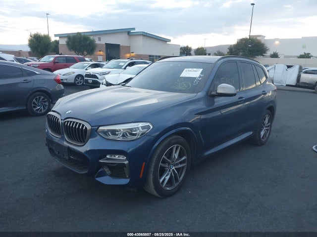 BMW X3 2018 5UXTS3C59J0Y95388 Image 2