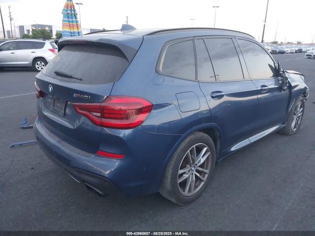 BMW X3 2018 5UXTS3C59J0Y95388 Image 4