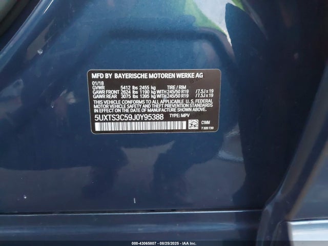 BMW X3 2018 5UXTS3C59J0Y95388 Image 9