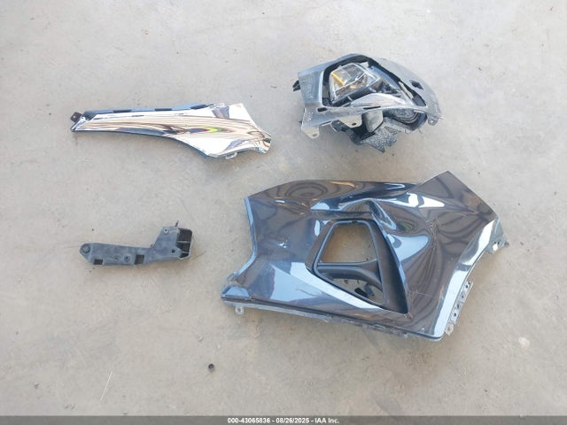 3GNKBJRS5NS172271 Chevrolet lgx