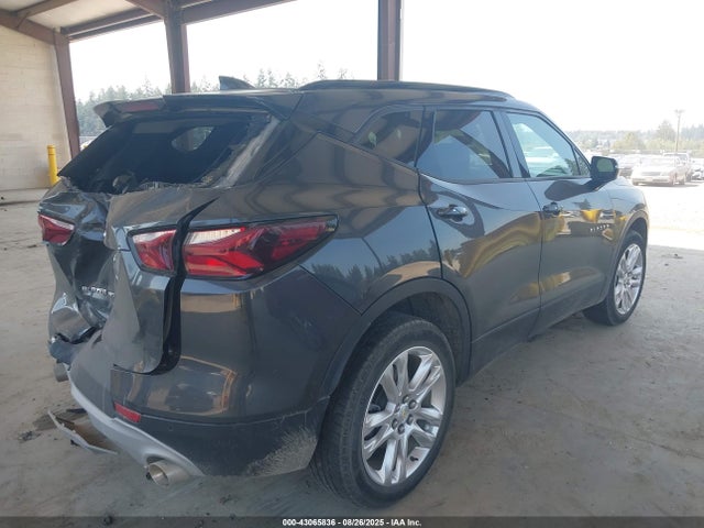 3GNKBJRS5NS172271 Chevrolet lgx