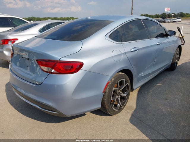 1C3CCCAB6FN745115 Chrysler 200