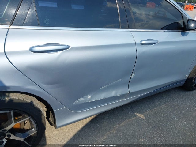 1C3CCCAB6FN745115 Chrysler 200