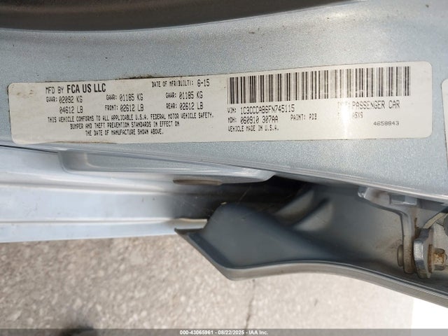 1C3CCCAB6FN745115 Chrysler 200