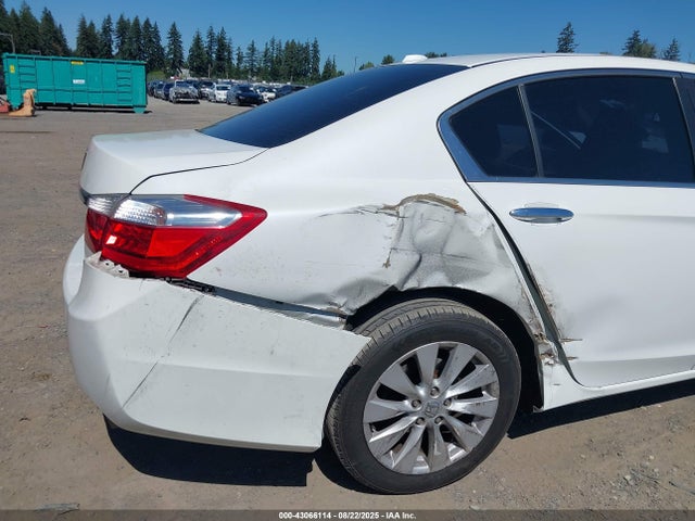Honda k24w1 2015 1HGCR2F89FA156506 Image 17