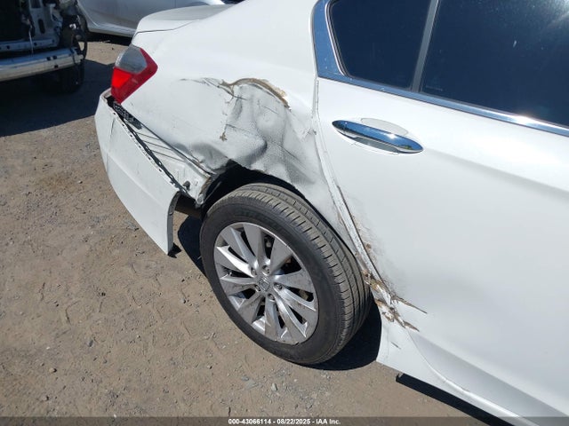 Honda k24w1 2015 1HGCR2F89FA156506 Image 19