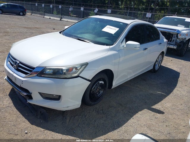 Honda k24w1 2015 1HGCR2F89FA156506 Image 2