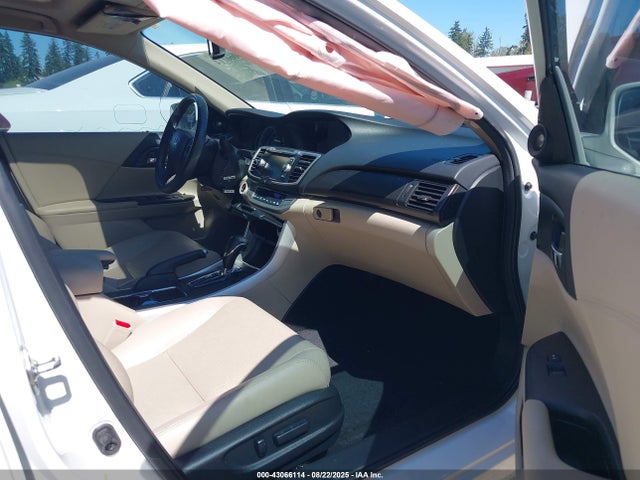 Honda k24w1 2015 1HGCR2F89FA156506 Image 5