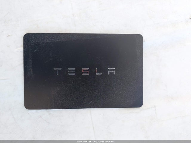 2025 TESLA MODEL 3 5YJ3E1EB8SF928755 Photo 10